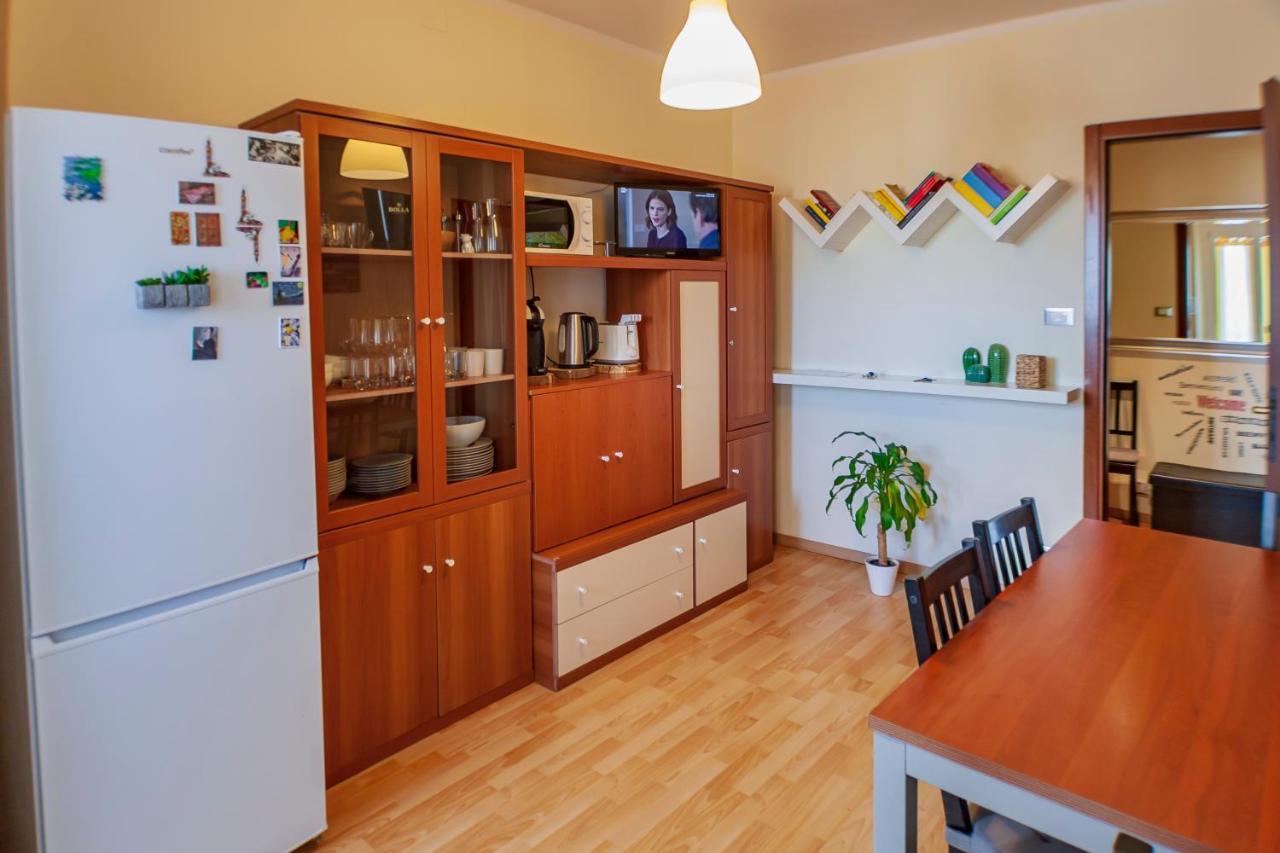 Ferienwohnung Attico Con Vista Turin Exterior foto